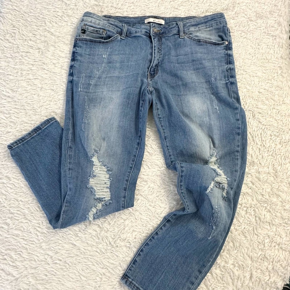 KanCan Mid Rise Destroyed Skinny Jean Womens 20W (M 38X28) High Rise Medium Wash